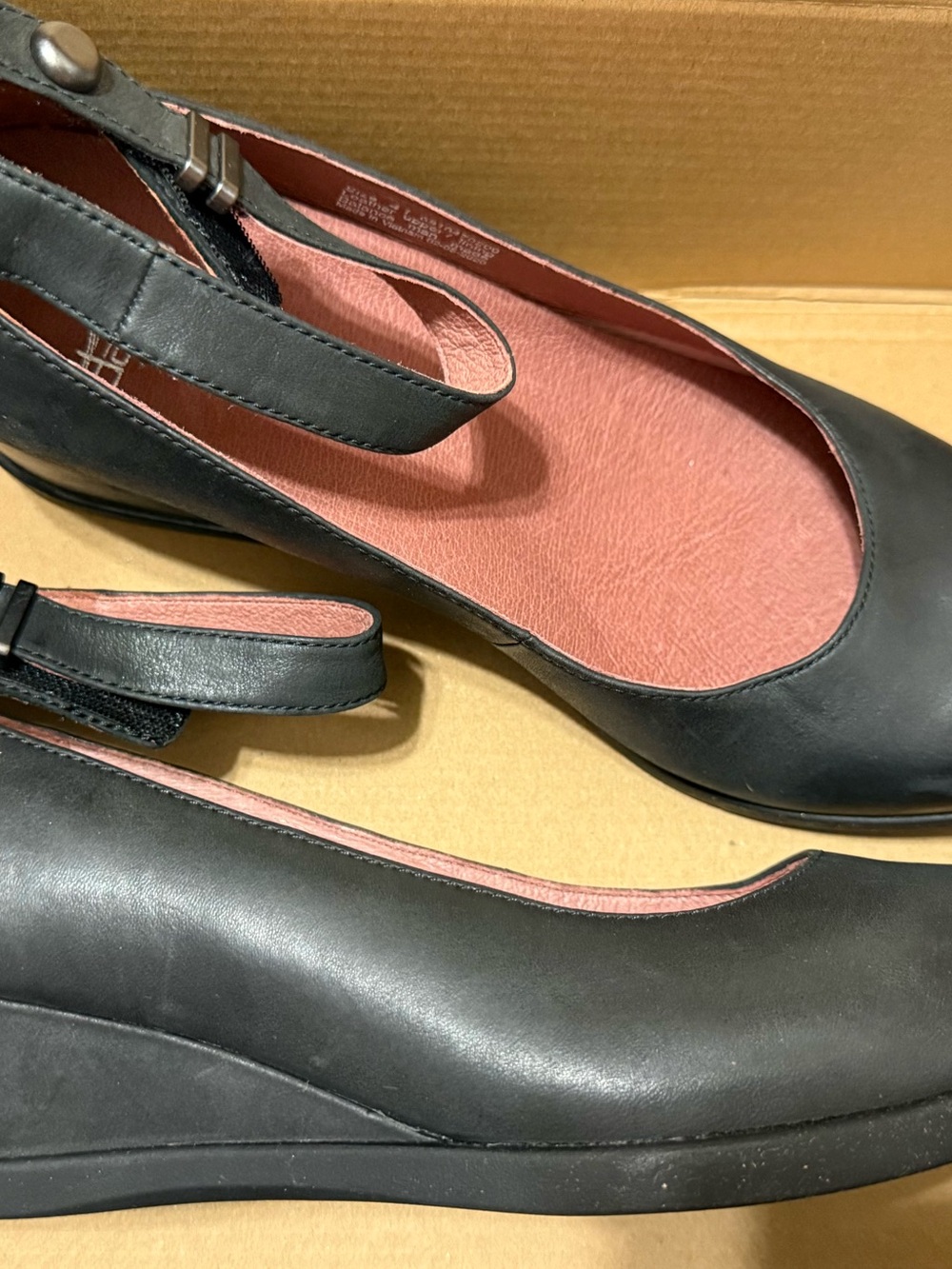 Dansko Shaylee Black Leather Women's Slingback wedge size 41